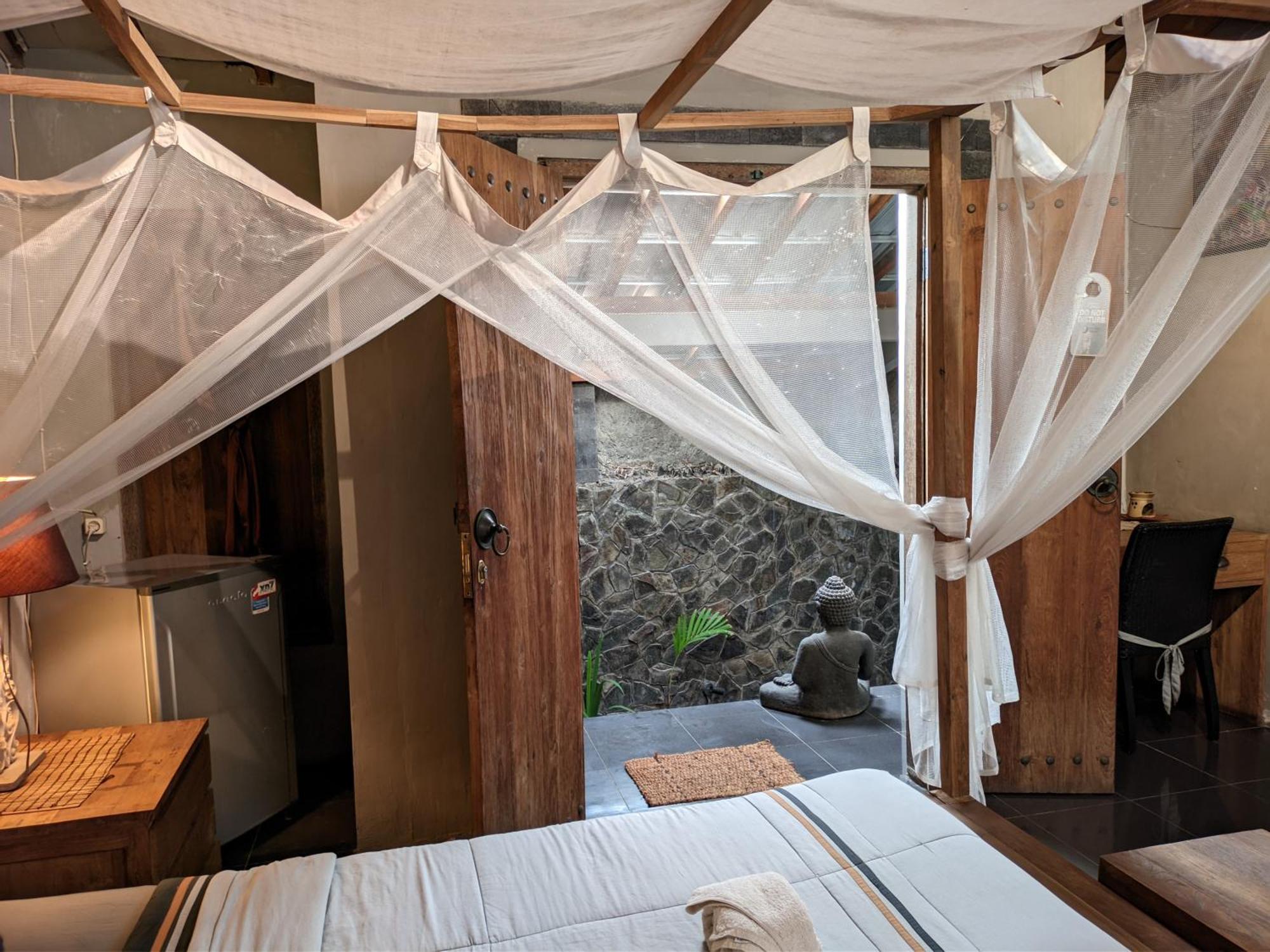 Astuti Gallery Homestay ยอกยาการ์ตา ภายนอก รูปภาพ