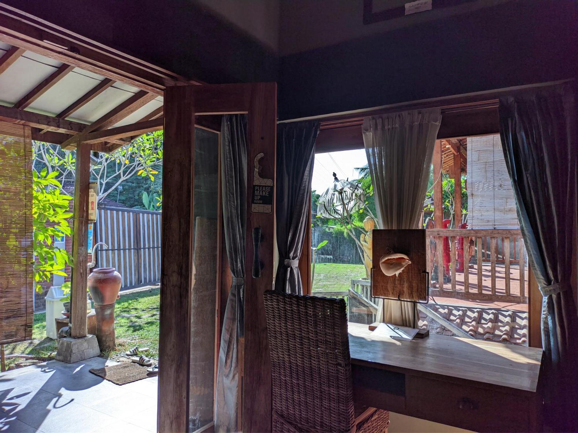 Astuti Gallery Homestay ยอกยาการ์ตา ภายนอก รูปภาพ