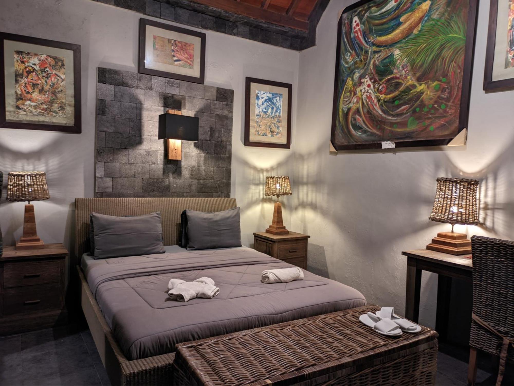 Astuti Gallery Homestay ยอกยาการ์ตา ภายนอก รูปภาพ